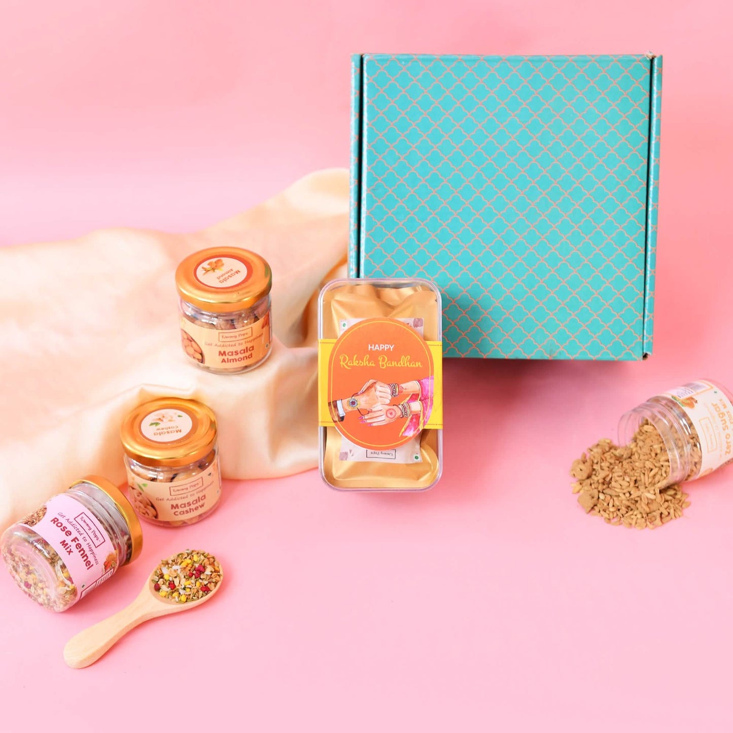 Bond Bites Hamper