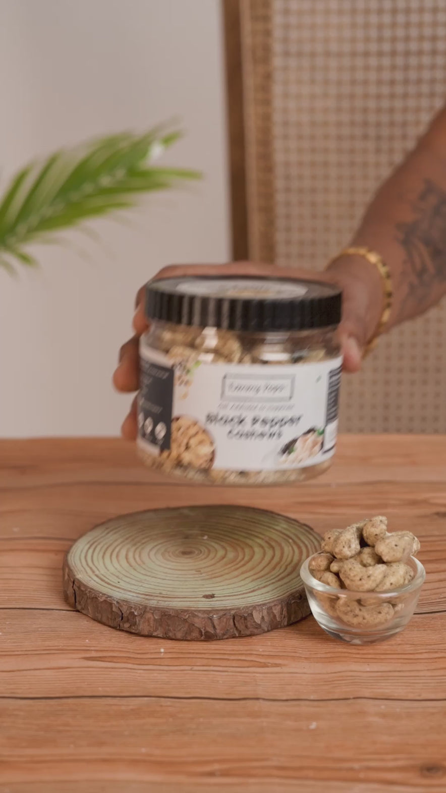 Black Pepper Cashews